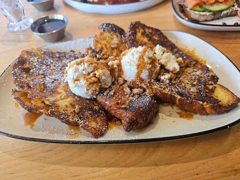 The legendary French toast croissant